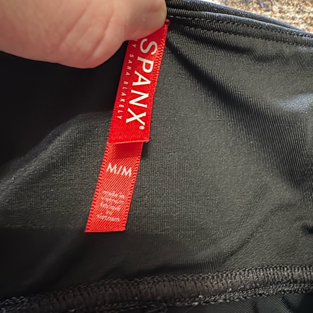 Spanx Black Camouflage Leggings Medium - Picture 3 of 3